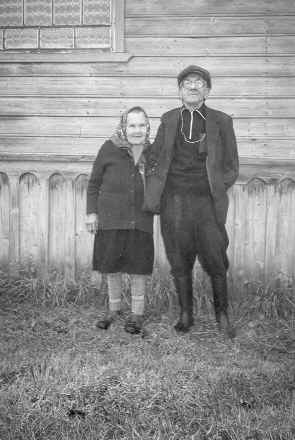 wpe887.jpg (18153 bytes)