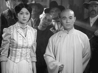 КАДР ИЗ ФИЛЬМА “ОДНАЖДЫ В АМЕРИКЕ”