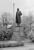 Памятник Ленину