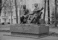 Памятник Твардовскому 