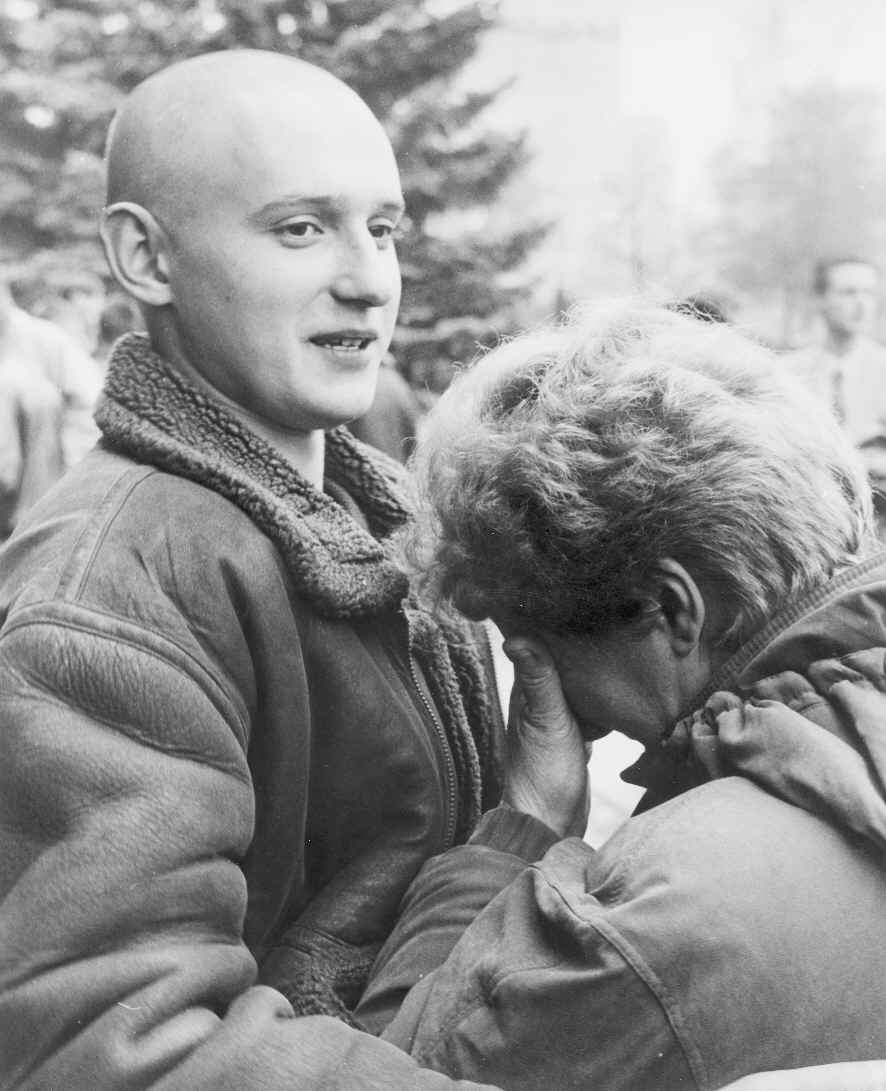 wpe6.jpg (82281 bytes)